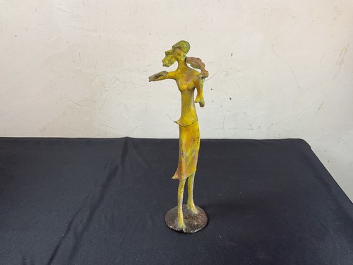 Sculpture bronze dlg yves - en, bronze.dlg