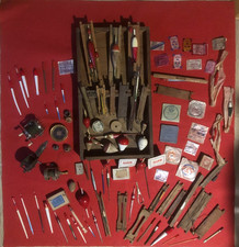 MATERIEL DE PÊCHE ANCIEN  (MOULINETS, CUILLERES,  PLIOIRS...)