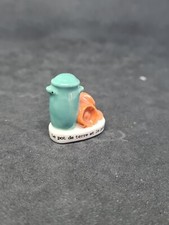 (H) Fève le pot de terre et