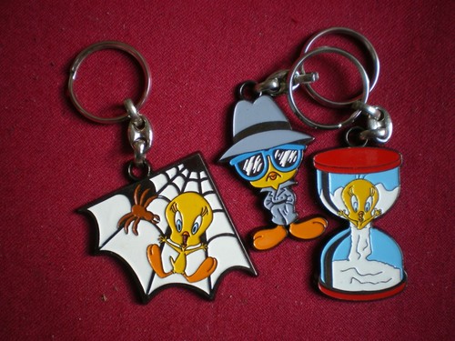 Lot trois porte clé - de,