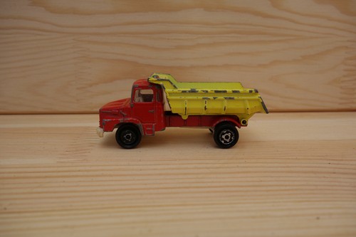 Ancienne majorette scania - majorette,
