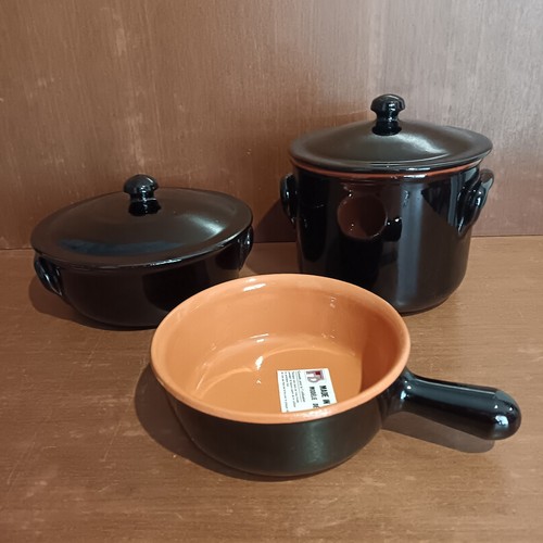 Ensemble marmite cocotte et - cocotte,