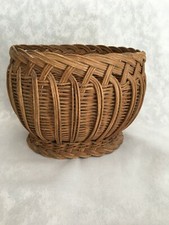 Ancien cache pot osier