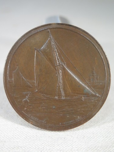 Ancienne medaille bronze - ancienne,