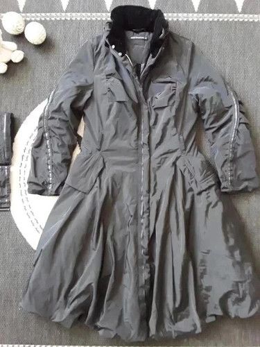 Beau manteau long - , et