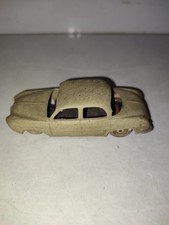 MINIALUXE VOITURE PLASTIQUE -