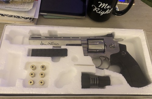Airsoft pistol gun - airsoft, asg