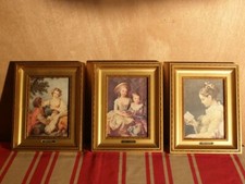 3 petits tableaux sur soie (Vigée Lebrun, Fragonard, Boucher), cadre en ABS doré