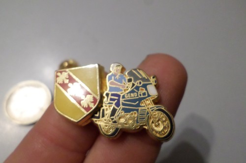 Insigne broche pin - broche, s