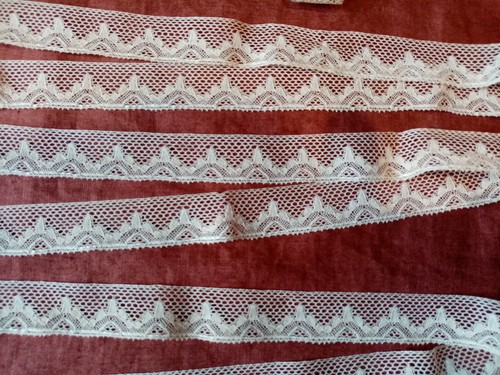 Dentelle ancienne tulle - dentelle,