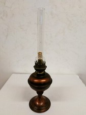Lampe À Pétrole En Cuivre