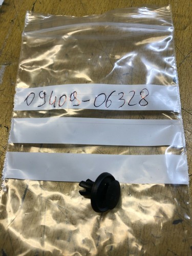 Clip suzuki 09409 - 09409-06328, gsxr