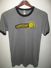 GeekDay Geek Day 2012 Forecasting Future IT Computer Cloud Ringer USA T Shirt M