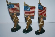 LOT DE TROIS PORTE DRAPEAUX