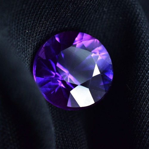 pierre tanzanite