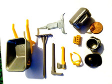 accessoires pour ferme, Chevaux, brouette, seau, râteau, brosse etc PLAYMOBIL