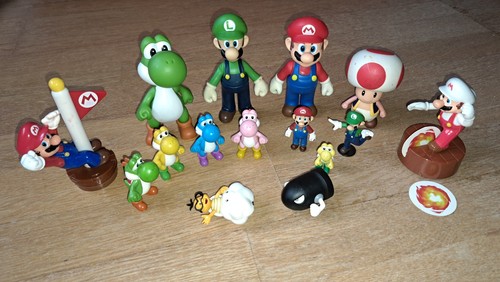 Lot figurines mario luigi - lot,
