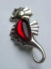 Broche hippocampe couleur