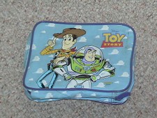 TOY STORY (WOODY & BUZZ)