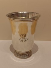 Timbale en argent massif 