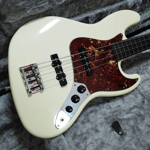basse fretless