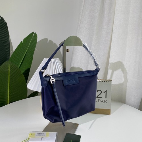 Longchamp navy blue medium - longchamp,