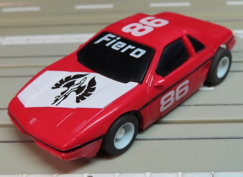 Slotcar course modellbahn - slotcar,