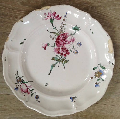 Ancien plat rond - en, faience