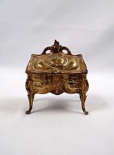 Boîte à bijoux en bronze