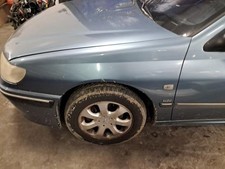 Aile avant gauche PEUGEOT 406