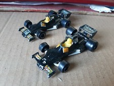 lot de 2  Voiture miniature