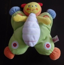 S5P  / doudou papillon vert orange bleu semi plat POMMETTE