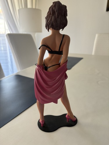 Figurine pin demons - up, et