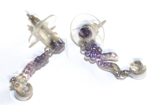 Superbes clous oreilles - clous, d'oreilles