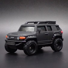 2007-2014 TOYOTA FJ Cruiser 4x4 1/64 Echelle Collectionné Diorama Modèle Moulé