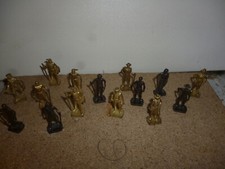 figurines publicitaires KINDER METAL