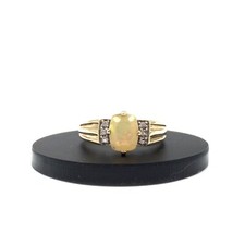 Bague en or 375 9 carats opale