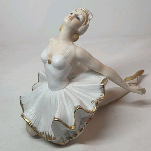 11l10 ancienne grande statue - ancienne,