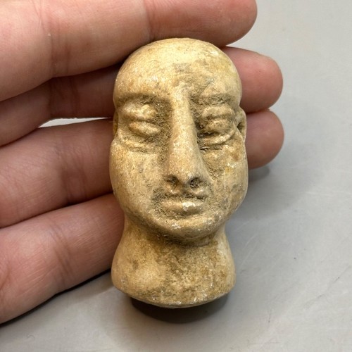 Véritable ancienne tête