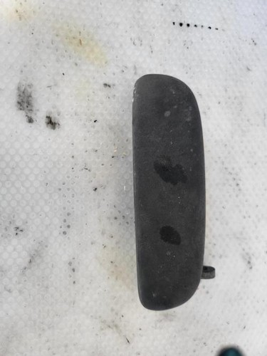 Poignee porte avant gauche