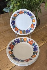 LOT DE  6 ASSIETTES  CREUSES