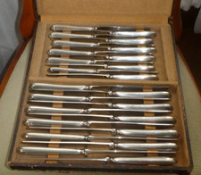 Coffret 24 couteaux ERCUIS