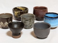 Ensemble de sept tasses à