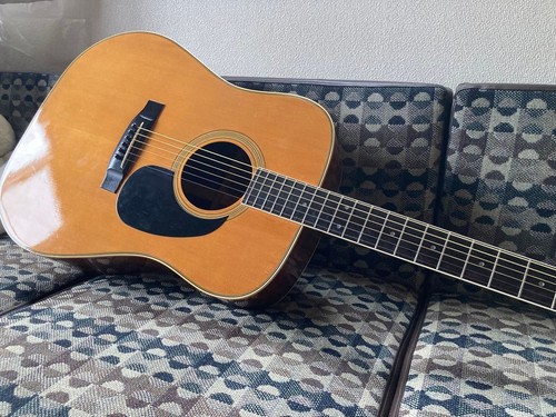 guitare folk japan