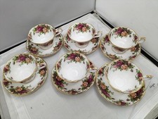 Lot de 6 soucoupes à tasses