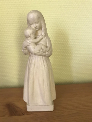 Statuette vierge à - la,