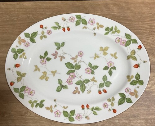 Assiette ovale wedgwood - assiette, fraise