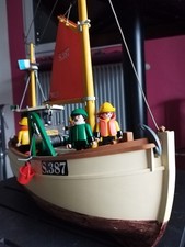 Bateau de pêche playmobil