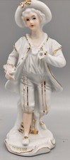 ?Figurine en porcelaine? Gentilhomme, main cassée