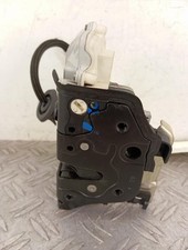 Serrure arriere droit AUDI A4 3 AVANT PHASE 1 BREAK 8K0839016